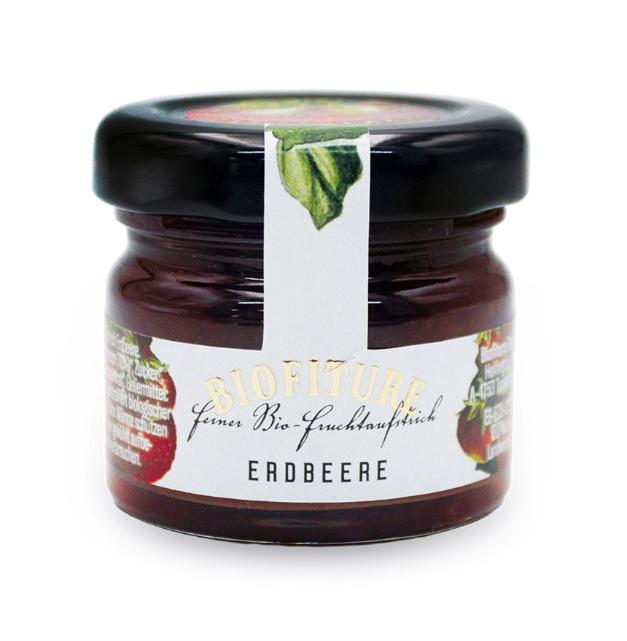Bio Fruchtaustrich und Marmelade Erdbeere
